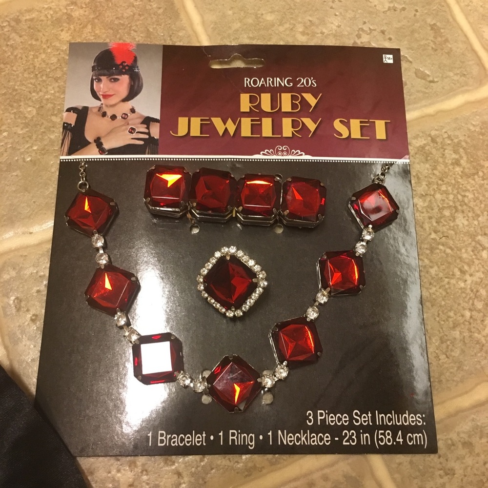 Flapper Halloween Costume & Accessories - Picture 11 of 12